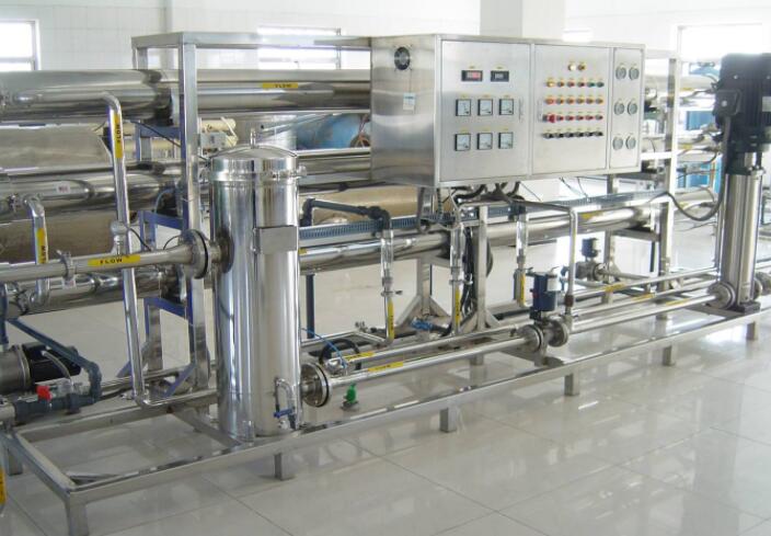 纯水设备的使用工作原理和主要技术